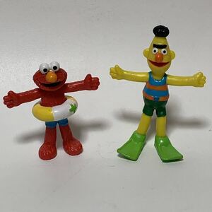 【Vintage】セサミストリート エルモ バート ベンダブル フィギュア ビーチ PVC アプローズ applause Sesame Street Elmo Bert Figure 