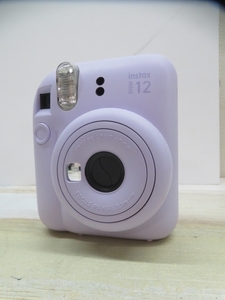 ■FUJIFILM instax mini12 インスタントカメラ 富士フイルム チェキ 電池付き USED 95683■！！