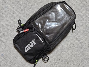 超特価！ GIVI 小型タンクバッグ 未使用新品！