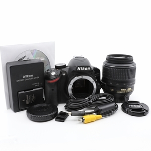 ＜良品＞ Nikon デジタル一眼レフカメラ D3200 レンズキット AF-S DX NIKKOR 18-55mm f/3.5-5.6G VR シャッター数1627枚！