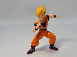 ドラゴンボール　HG フィギュア 超サイヤ人2孫悟空