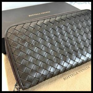 ★【極美品！鑑定済み！】 BOTTEGA VENETA ボッテガヴェネタ イントレチャート 長財布 ラウンドファスナー　ダークブラウン　定価7.8万 159