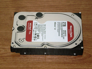 ★ 2TB ★ Western Digital Red Plus【 WD20EFZX 】 稼働少 2023年製★ZX3