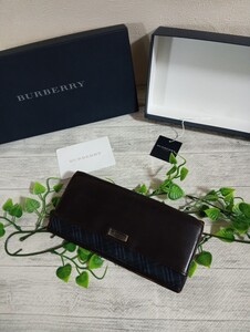 BURBERRY　バーバリー　財布　長財布