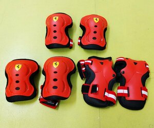 T-003 FERRARI フェラーリ 子供用 スケートプロテクターセット Mサイズ レッド 赤 キッズ用