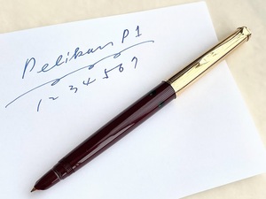 １９５０～６０年代　　　Pelikan 　P1　　　ワイン色　　　美品