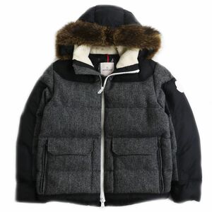 美品●21-22AW MONCLER モンクレール ROBERT ヘリンボーン柄 ロゴパッチ付き フーデッドダウンジャケット グレー×ブラック 2 正規品