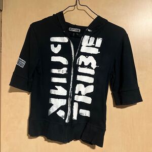 punktribe 半袖ジップアップパーカー