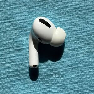 1円スタート Apple AirPods Pro 第1世代 左耳のみ Left