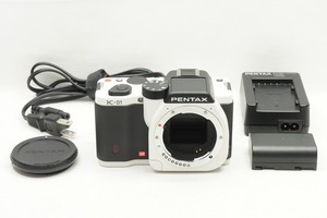 【適格請求書発行】良品 PENTAX ペンタックス K-01 ボディ Kマウント ミラーレス一眼 ホワイト×ブラック【アルプスカメラ】240308a