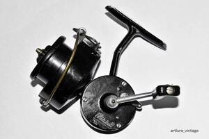 ミッチェル　mitchell 314 spinning b674-314 希少VINTAGE REEL,　OLD REEL,　HISTRICAL REEL 蒐集家向け　マニア　