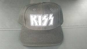 送料無料 希少 キッス KISS キャップ 帽子 当時物 新品 未使用 ブラック 黒 THE FAREWELL TOUR 1973 2007 ライブグッズ 1個