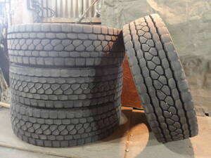 品質良 24年製等 M801 245/70R19.5 136/134J BRIDGESTONE(ブリヂストン) 個人宅配送不可 愛知交換可 中古MIX(ミックス)4本 251 1612