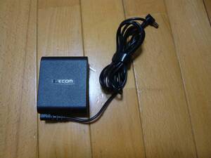 ☆ELECOM　ACアダプタ　ACDC-1965NKBK☆中古