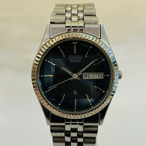 ◆【稼働品】CITIZEN シチズン 6100-K09303 クォーツ 3針 デイデイト アンティーク メンズ腕時計 保管品◆