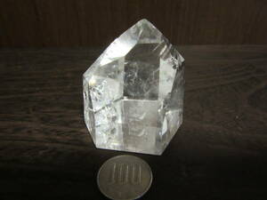 Ｇ　ポイント水晶　鉱物　天然石　5ｃｍ×5.5ｃｍ×5ｃｍ 　水晶　