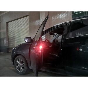 送料無料 新品 4個セット 車 ドア 停車時 追突防止 警告灯 LED ライト 磁石 センサー 赤 両面テープ バイク 追突 予防 防止 対策 夜間