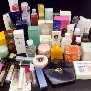 1円 未開封/中古品 混合 コスメ 化粧品 52点まとめて 大量 BVLGARI/AVON/KANEBO/SHISEDO他 口紅 アイシャドウ ファンデーション 化粧水等