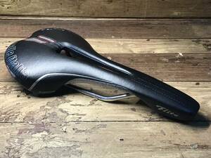 HU574 セライタリア selle italia Flite titanium サドル 黒 idmatchL2レール ※座面側面、レール擦れ