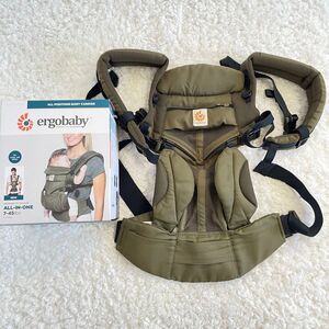 美品　箱付き　エルゴベビー ベビーキャリア オムニ360 クールエア カーキ ergobaby メッシュ 抱っこ紐