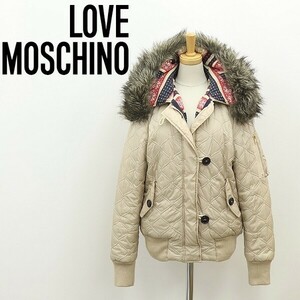 ◆LOVE MOSCHINO ラブ モスキーノ 裏地ノルディック柄 フェイクファー キルティング 中綿 フーデッド ジャケット ライトベージュ 40