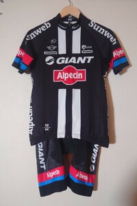 giant alpecin レプリカユニフォーム セットアップ ジャイアント サイクルジャージ サイクルウェア 自転車 スパッツ 上下セット