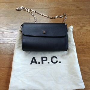 APC ショルダーバッグ