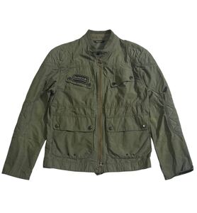 ■ Barbour バブアー ■ ロゴ ジップ ラバー ワッペン ショルダー エルボー パデット デザイン ハンティング ジャケット カーキ 