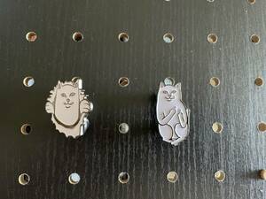 ねこネコ猫Cat■RIPNDIP■リップンディップ■ピンズブローチバッチ■プレゼントギフト■レトロアンティークコレクション■カントリー雑貨