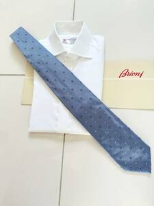 ■ 新品 Brioni ブリオーニ 定価 3万3,000円 永久定番 アズーロ 小紋 シルク タイ ネクタイ スーツ マリネッラ kiton アットリーニ zilli