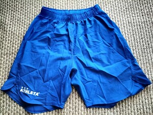 美品　アスレタATHLETA　サッカーパンツ　Sサイズ　160サイズ　青　ハーフパンツ②