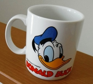 レトロ　DONALD DUCK　ドナルドダック　大きめ　コップ　マグカップ　陶器製　Sango CHINA JAPAN　ディズニー