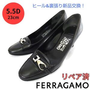 Ferragamo【フェラガモ】ガンチーニ ロゴ ステッチ入り ブラックパンプス