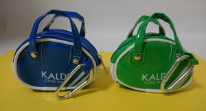 カルディ　KALDI　オリジナル　レトロスポーツバッグ　ミニポーチ　グリーン　ブルー　チョコなし