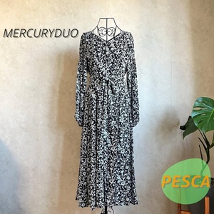 【美品】MERCURYDUO マーキュリーデュオ フラワーマルチパネルロングワンピース　ブラック　フリーサイズ　002050302501