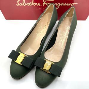 FERRAGAMO フェラガモ ヴァラ パンプス 美品 レザー 23.0