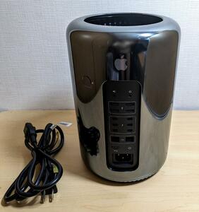 Mac Pro (Late 2013) 3.5GHz 6コア／デュアルAMD FirePro D500／SSD 256G