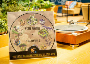 FINAL FANTASY XI 20TH ANNIVERSARY BEST SELECTION VINYL レコード盤 ミュモル/ウカミニ色紙 秘宝展シャントットピンバッチ付き