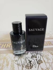 新品★Dior ディオール ソヴァージュ オードゥ トワレ 10ml♪香水★ミニチュアサイズ♪