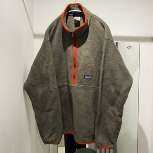 patagonia パタゴニア シンチラハーフジップ カーキ系 【中目黒R11】