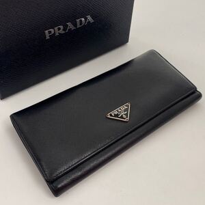 H1658【ほぼ極美品】PRADA プラダ 長財布 ロングウォレット 折り財布 三角プレート トライアングル サフィアーノ レザー ブラック 黒 