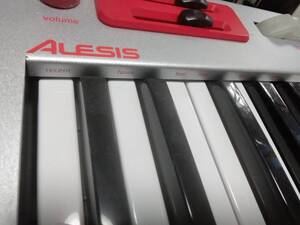 ALESIS アレシス Micron シンセサイザー　synthesizer キーボード　ソフトケース マニュアル 保証書 電源アダプタ　送料無料 送料込み