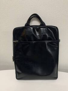 PRADA コレクションものを染色品！！！　黒　エナメル　大型　注意：染色品