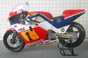 タミヤ 1/12 HONDA ホンダ NSR500 84’ フレディ スペンサー (完成品)