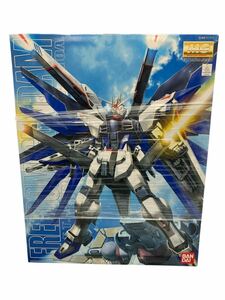 新品 未組立 MG フリーダムガンダム ガンプラ 機動戦士ガンダムSEED バンダイ ZGMF-X10A BANDAI 核エンジン搭載新型モビルスーツ