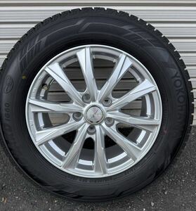 【美品 バリ溝】ヨコハマ アイスガード iG60 205/65R16 エスティマ/アルファード/ヴェルファイア/カムリ/C-HR/ヤリスクロス/カローラクロス