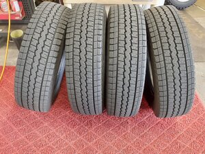 パF6105■195/80R15 107/105L LT　4本価格　DUNLOP WINTER MAXX SV01　送料無料 冬 ’19年 8分山 ハイエース キャラバン NV350 ボンゴ