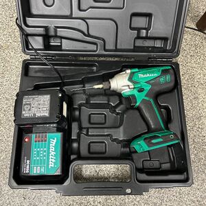 マキタ 充電式インパクトドライバ M695D バッテリー 充電器　セット makita 電動工具 動作確認済み