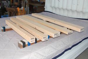 木曽桧　ヒノキ（天然材）　5本で11400円　8年と9年乾燥　角材　材木　新品