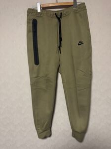 NIKE ナイキ テックフリーススウェットパンツ　新品　XL ベージュ　海外限定